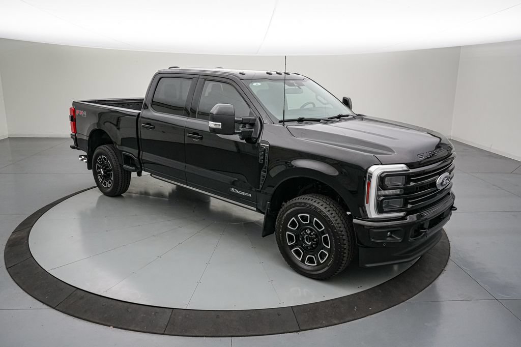 Certified 2025 Ford F250 Platinum AWD/4WD image 2