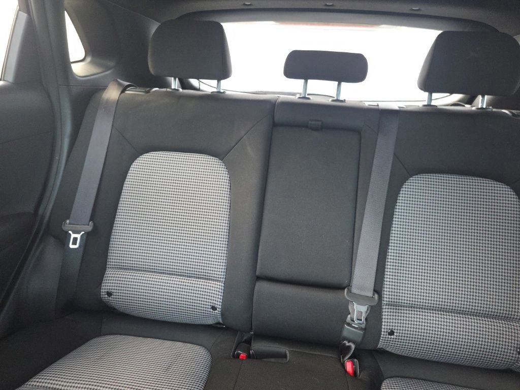 Used 2021 Hyundai Kona Night w/ Cargo Package image 20