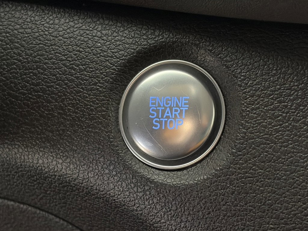 Used 2020 Hyundai Santa Fe SEL w/ Cargo Package image 23