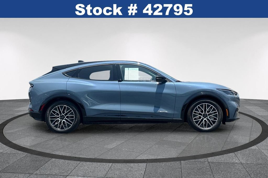 Certified 2024 Ford Mustang Mach-E Premium AWD/4WD image 4