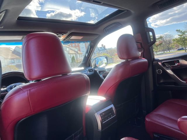 Used 2022 Lexus GX 460 Luxury w/ Sport Design Package AWD/4WD image 28