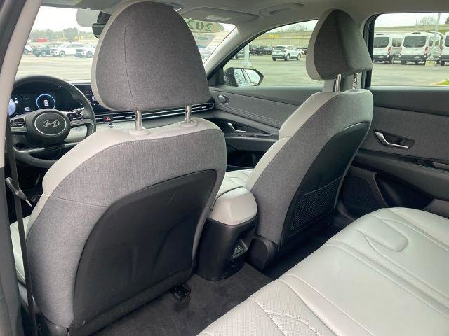 Used 2025 Hyundai Elantra Limited w/ Cargo Package image 29