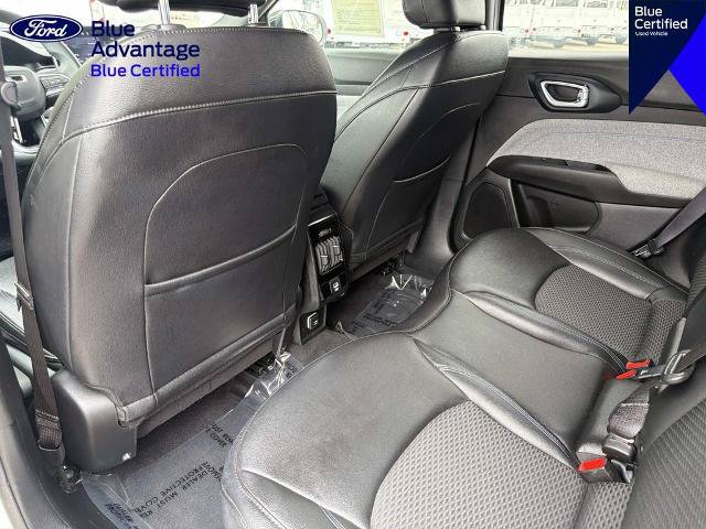 Used 2024 Jeep Compass Latitude AWD/4WD image 12