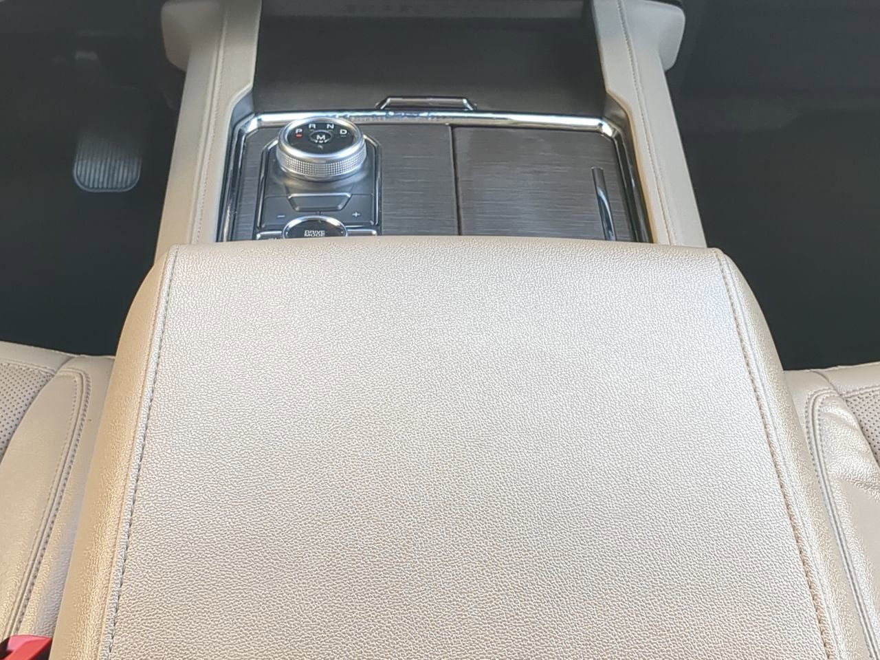 Certified 2022 Ford Expedition Max Limited image 19