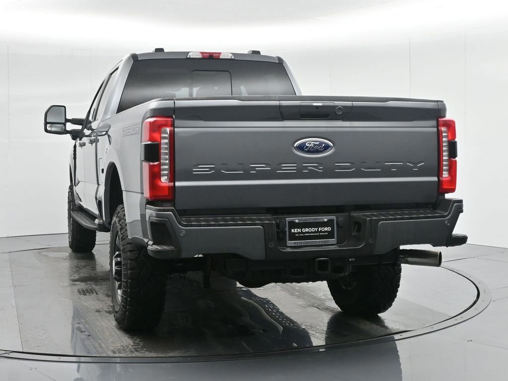 Certified 2024 Ford F250 Lariat w/ Tremor Off-Road Package image 16