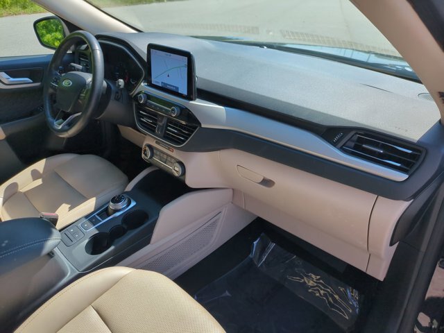 Certified 2020 Ford Escape SEL FWD image 35