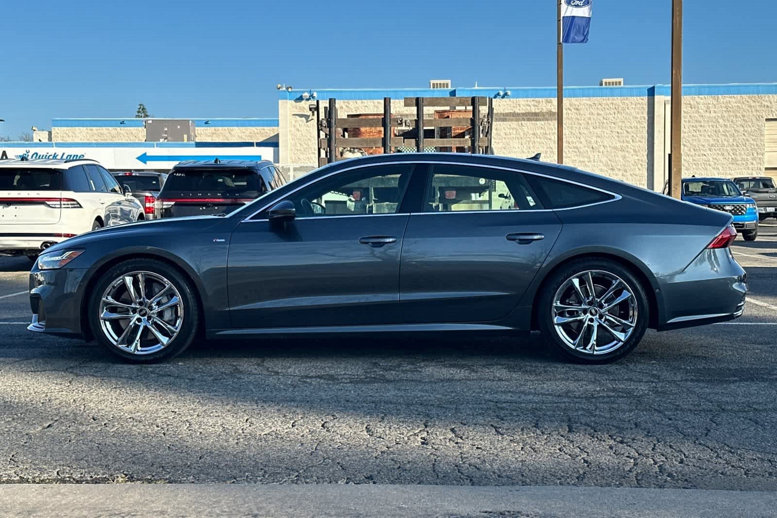 Used 2021 Audi A7 3.0T Premium Plus w/ Premium Plus image 2
