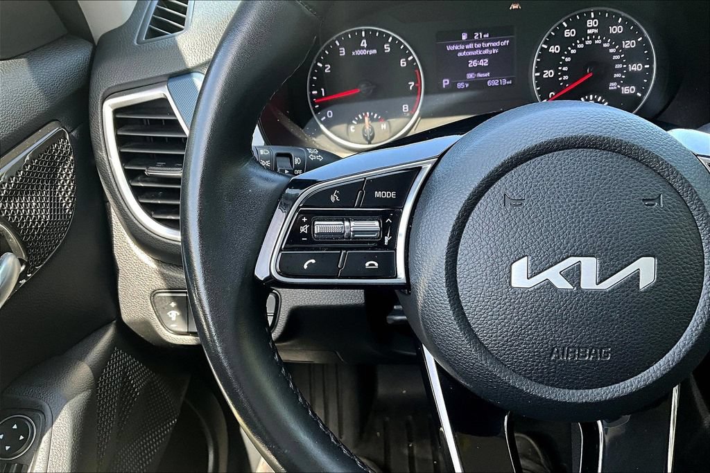 Used 2023 Kia Seltos S w/ Navigation Package FWD image 13