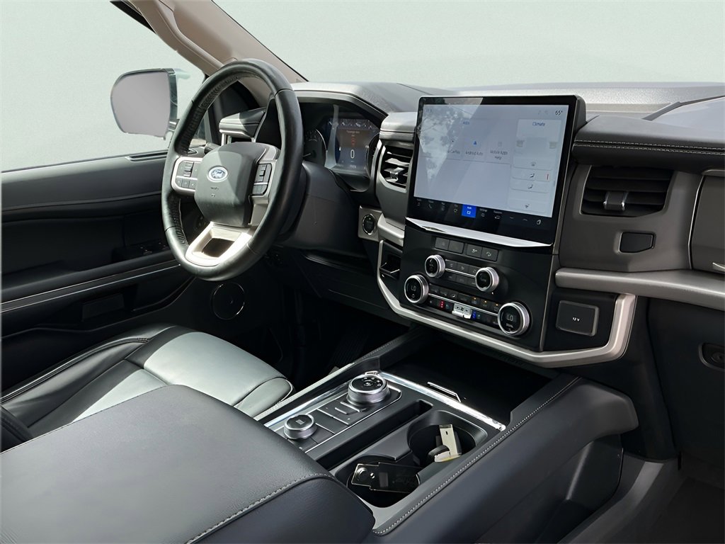 Certified 2023 Ford Expedition Max XLT image 14