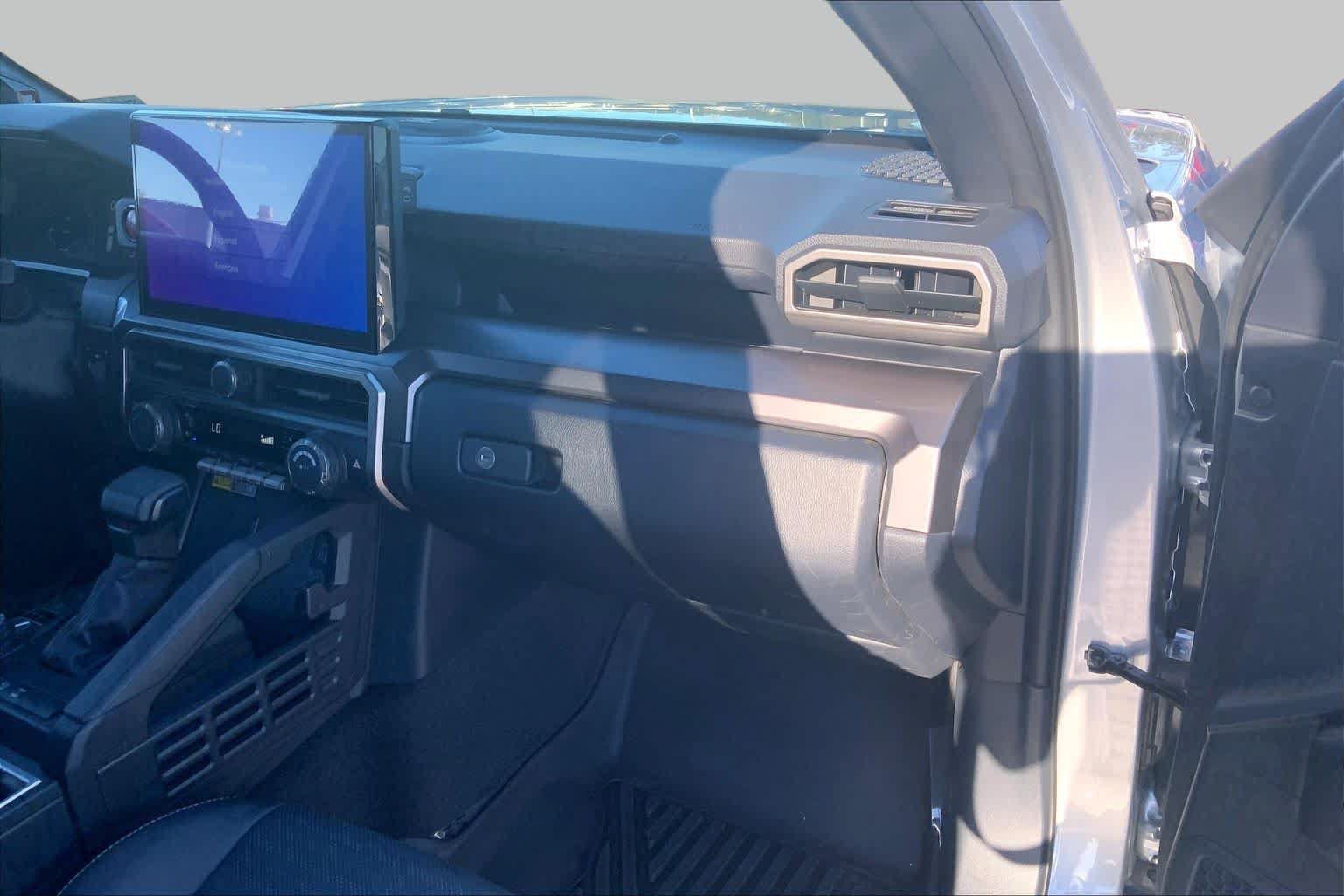 Used 2025 Toyota 4Runner TRD Off-Road Premium w/ Tow Technology Package AWD/4WD image 19