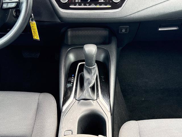 Used 2025 Toyota Corolla LE FWD image 11
