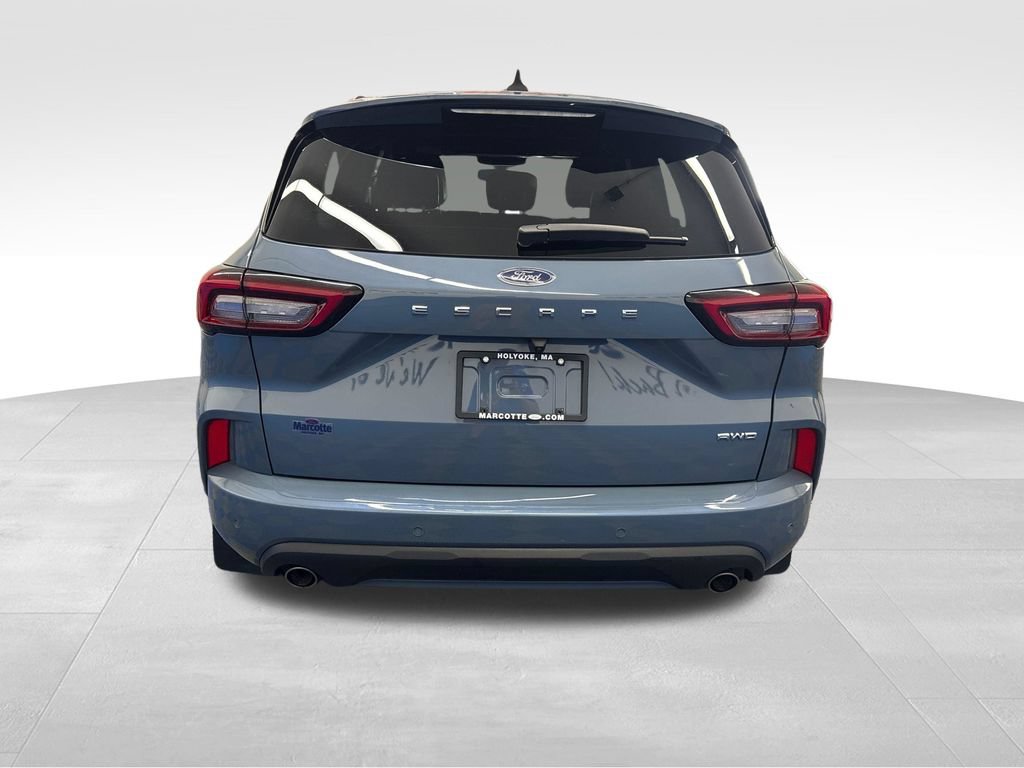 Certified 2024 Ford Escape ST-Line Elite w/ Premium Technology Package AWD/4WD image 4