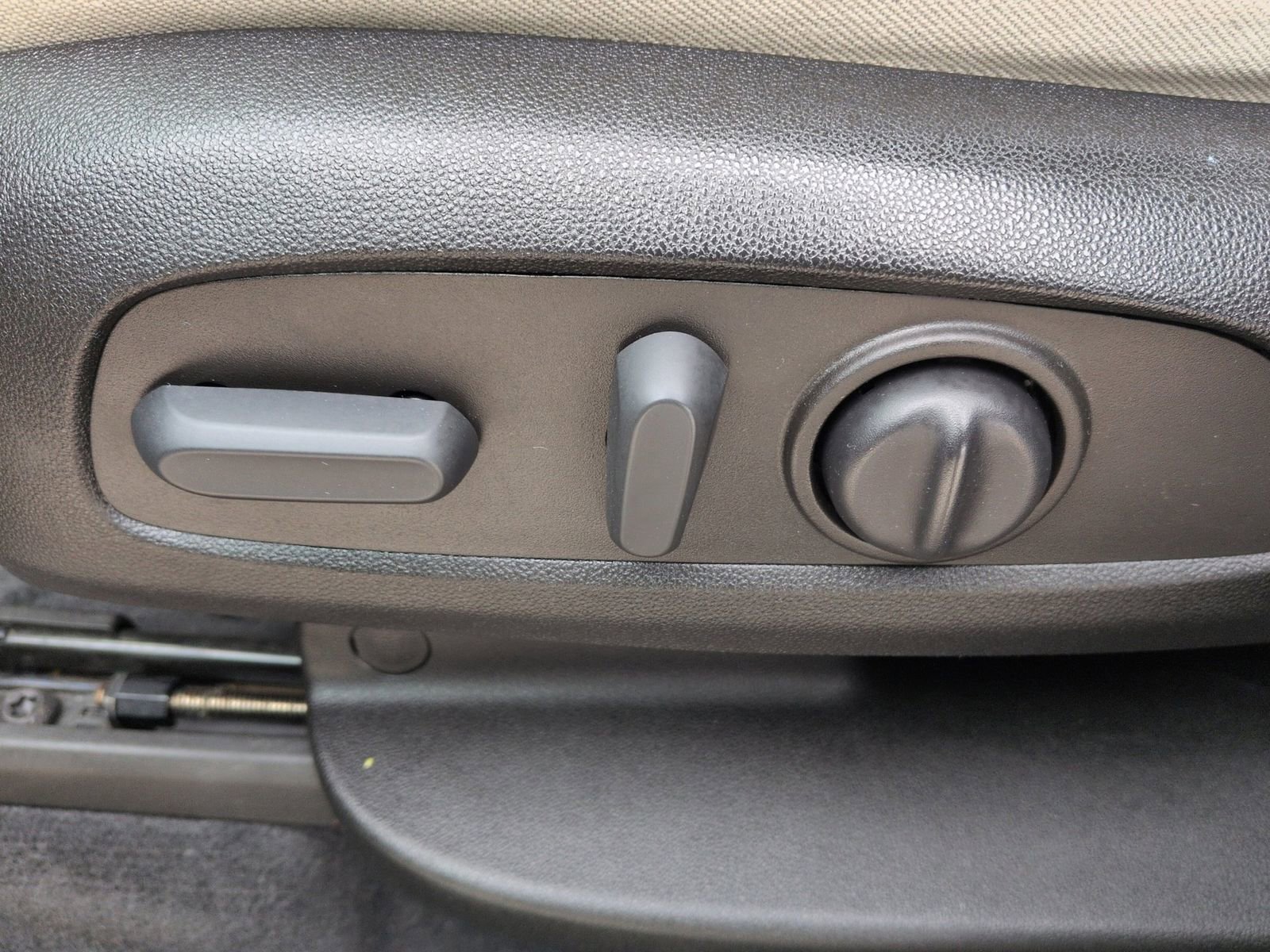 Used 2022 Chevrolet Traverse LT w/ LPO, Cargo Package image 20