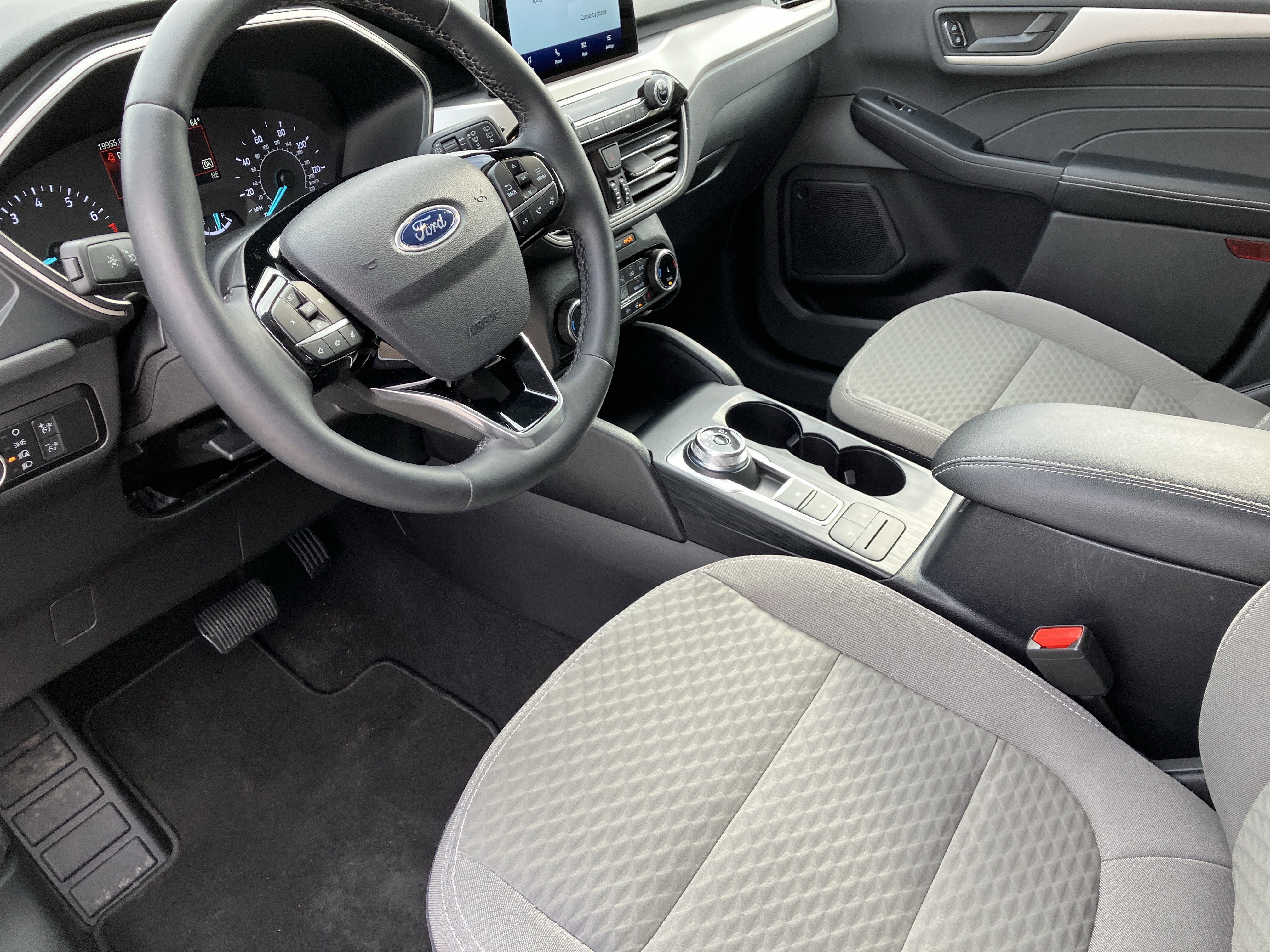 Certified 2022 Ford Escape SE w/ SE Sport Appearance Package image 22