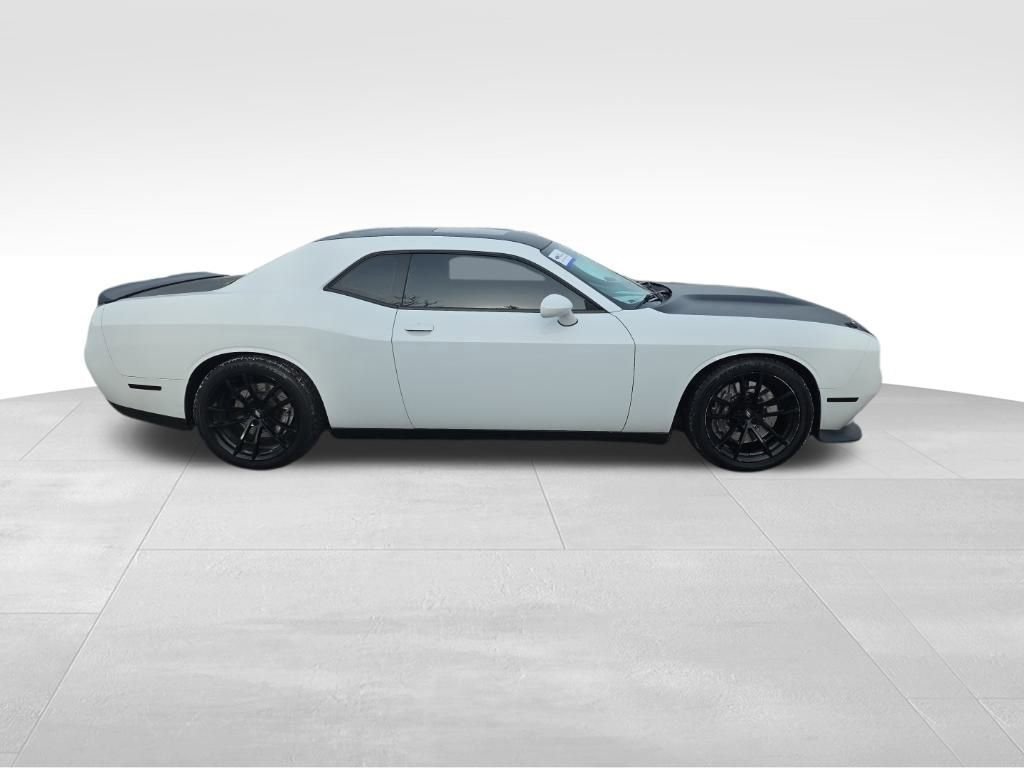 Used 2017 Dodge Challenger T/A image 3