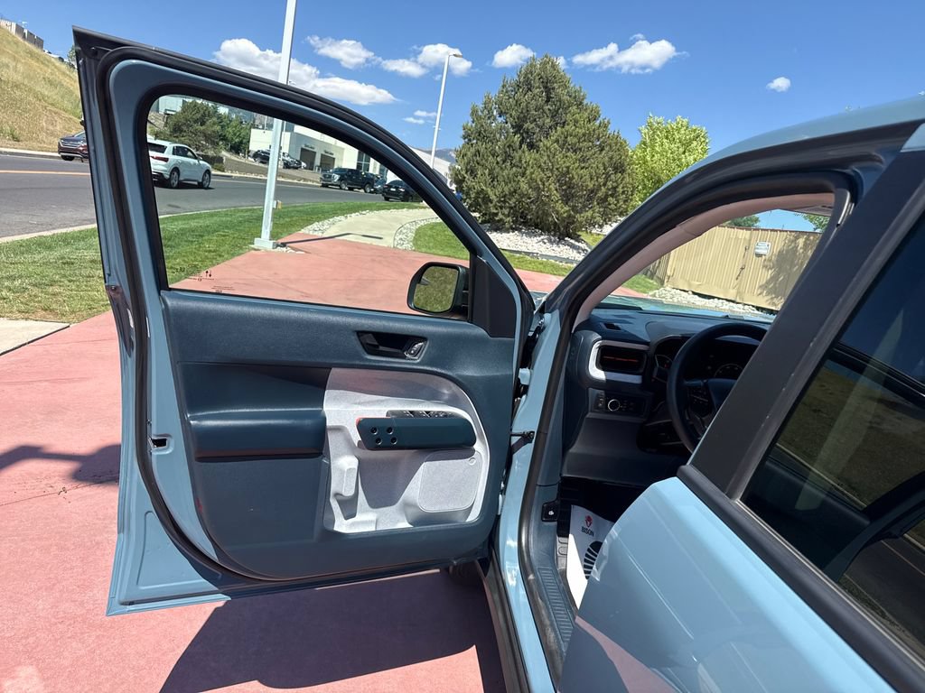 Certified 2022 Ford Maverick XLT FWD image 10