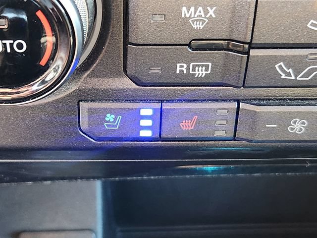 Certified 2018 Ford F150 Raptor w/ Equipment Group 802A Luxury AWD/4WD image 25