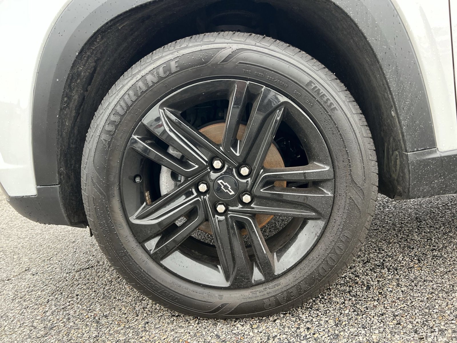 Used 2025 Chevrolet Trax ACTIV image 12