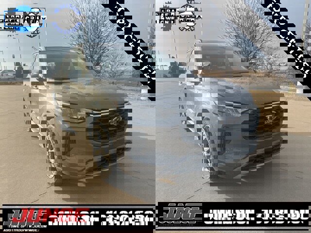 Certified 2024 Ford Escape ST-Line w/ Tech Pack #1 image 4