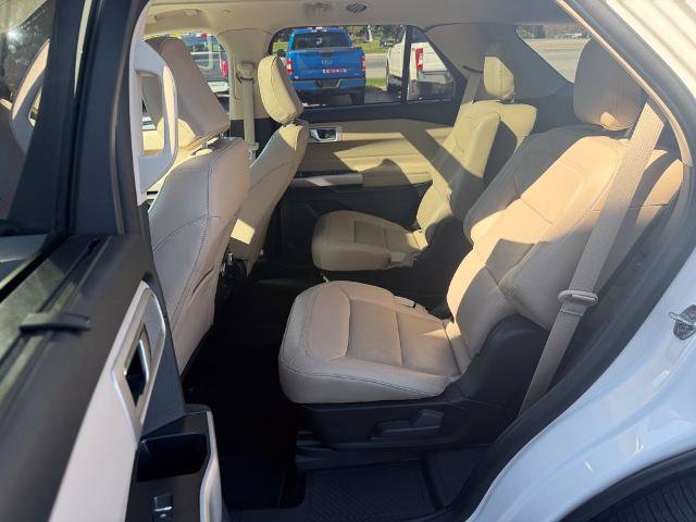 Certified 2021 Ford Explorer Limited w/ Hybrid Equipment Group 310A AWD/4WD image 13
