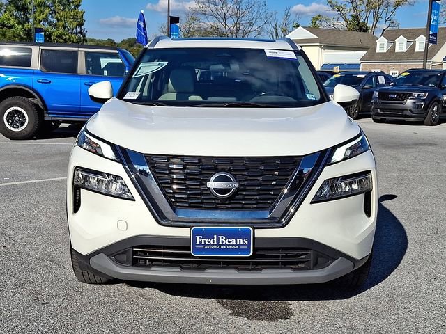Used 2023 Nissan Rogue SV w/ SV Premium Package image 4
