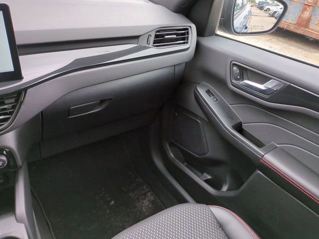 Certified 2026 Ford Escape ST-Line w/ Tech Pack #1 image 17