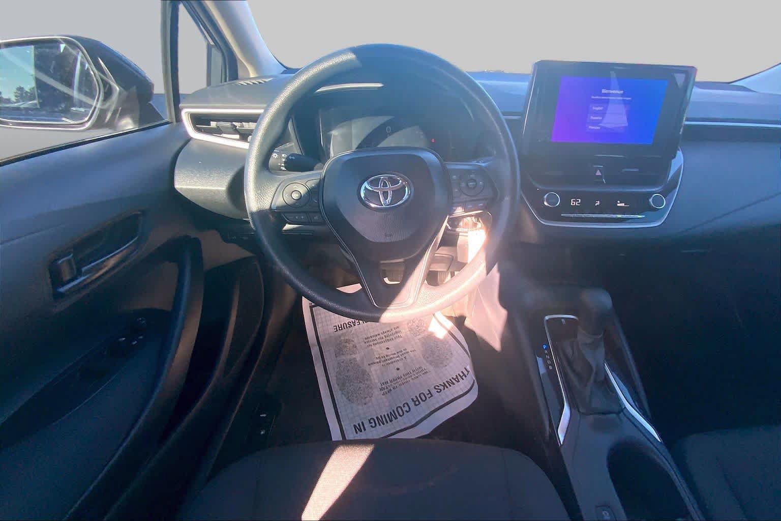 Used 2026 Toyota Corolla LE FWD image 6