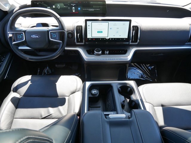 Certified 2025 Ford Expedition Max Platinum AWD/4WD image 17