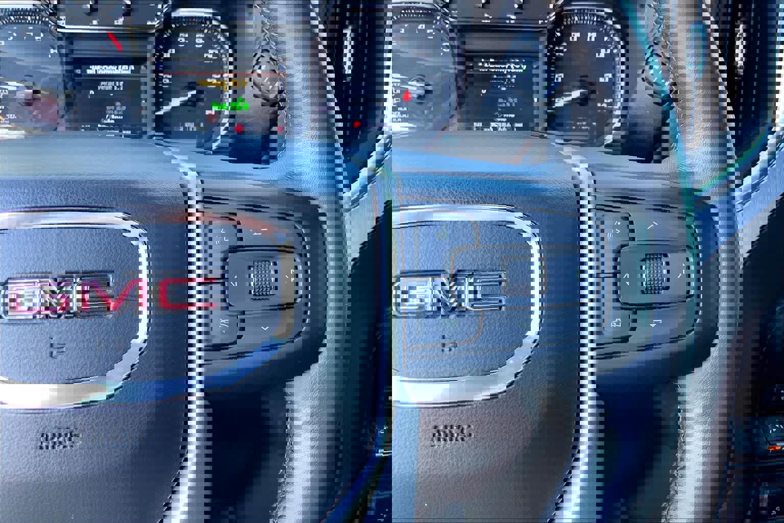 Used 2020 GMC Sierra 1500 SLT image 24