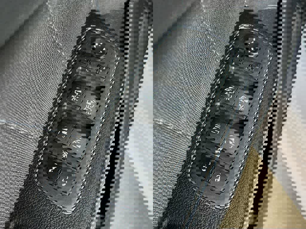 Used 2023 Dodge Charger R/T w/ Performance Handling Group image 28