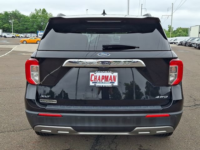 Certified 2023 Ford Explorer XLT w/ Equipment Group 202A AWD/4WD image 5