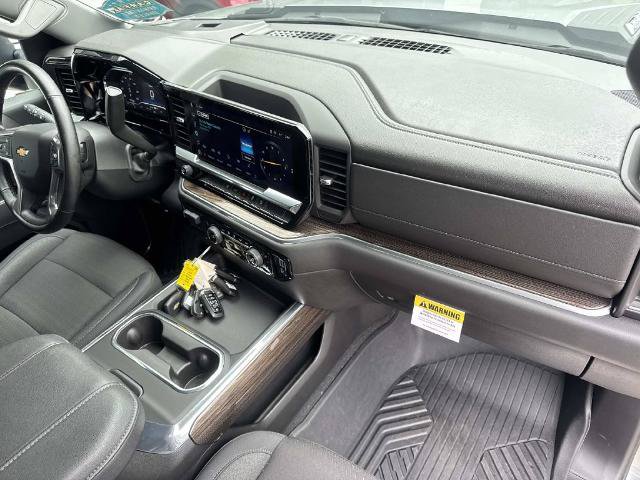 Used 2025 Chevrolet Silverado 3500 LT AWD/4WD image 12