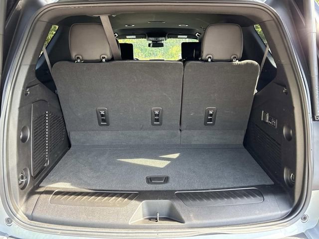 Used 2023 Chevrolet Tahoe LT w/ Luxury Package image 12