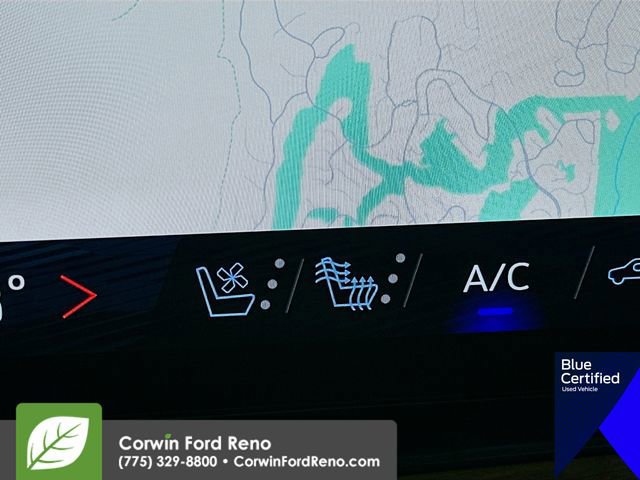 Used 2025 Chevrolet Suburban High Country image 24