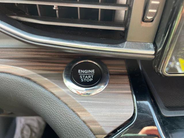 Certified 2024 Ford Explorer Limited AWD/4WD image 25
