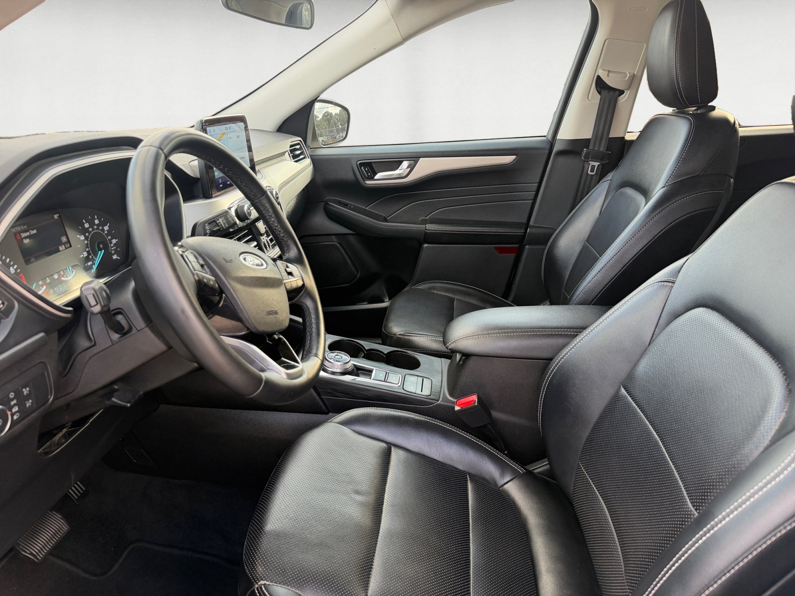 Certified 2022 Ford Escape SEL AWD/4WD image 10