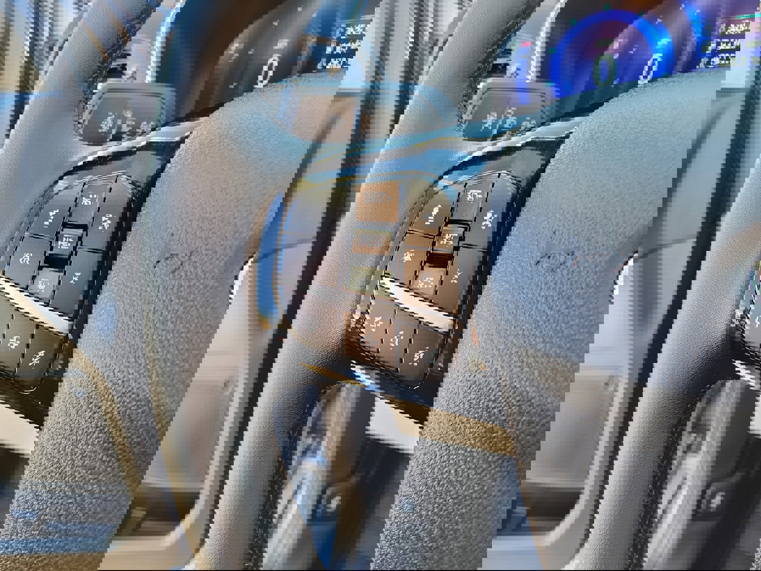 Certified 2022 Ford Escape Titanium image 26