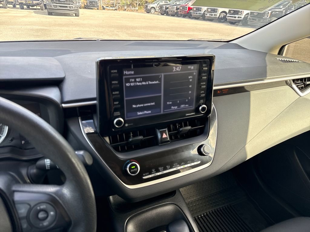 Used 2022 Toyota Corolla LE w/ LE Convenience Package image 18