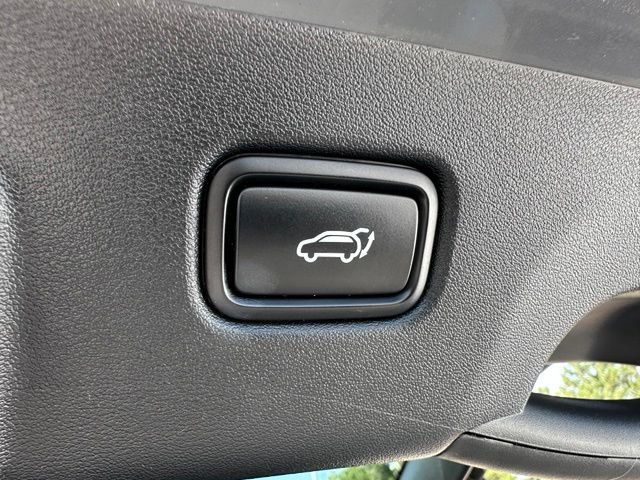Used 2023 Kia EV6 GT-Line w/ GT-Line Suede Seat Package AWD/4WD image 9