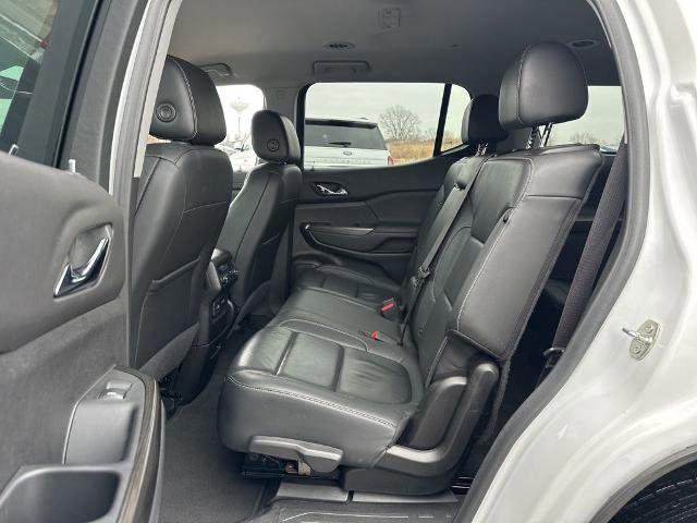 Used 2023 GMC Acadia SLT image 25