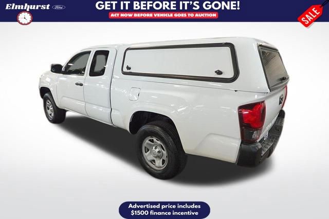 Used 2019 Toyota Tacoma SR image 3