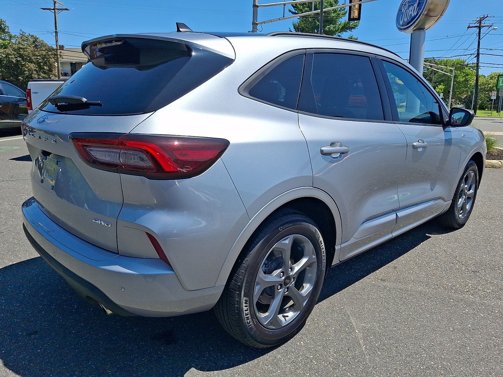 Certified 2023 Ford Escape ST-Line w/ Tech Pack #1 AWD/4WD image 11