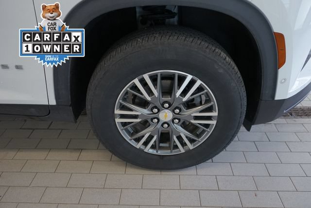 Used 2024 Chevrolet Traverse LT w/ Enhanced Driving Package AWD/4WD image 15