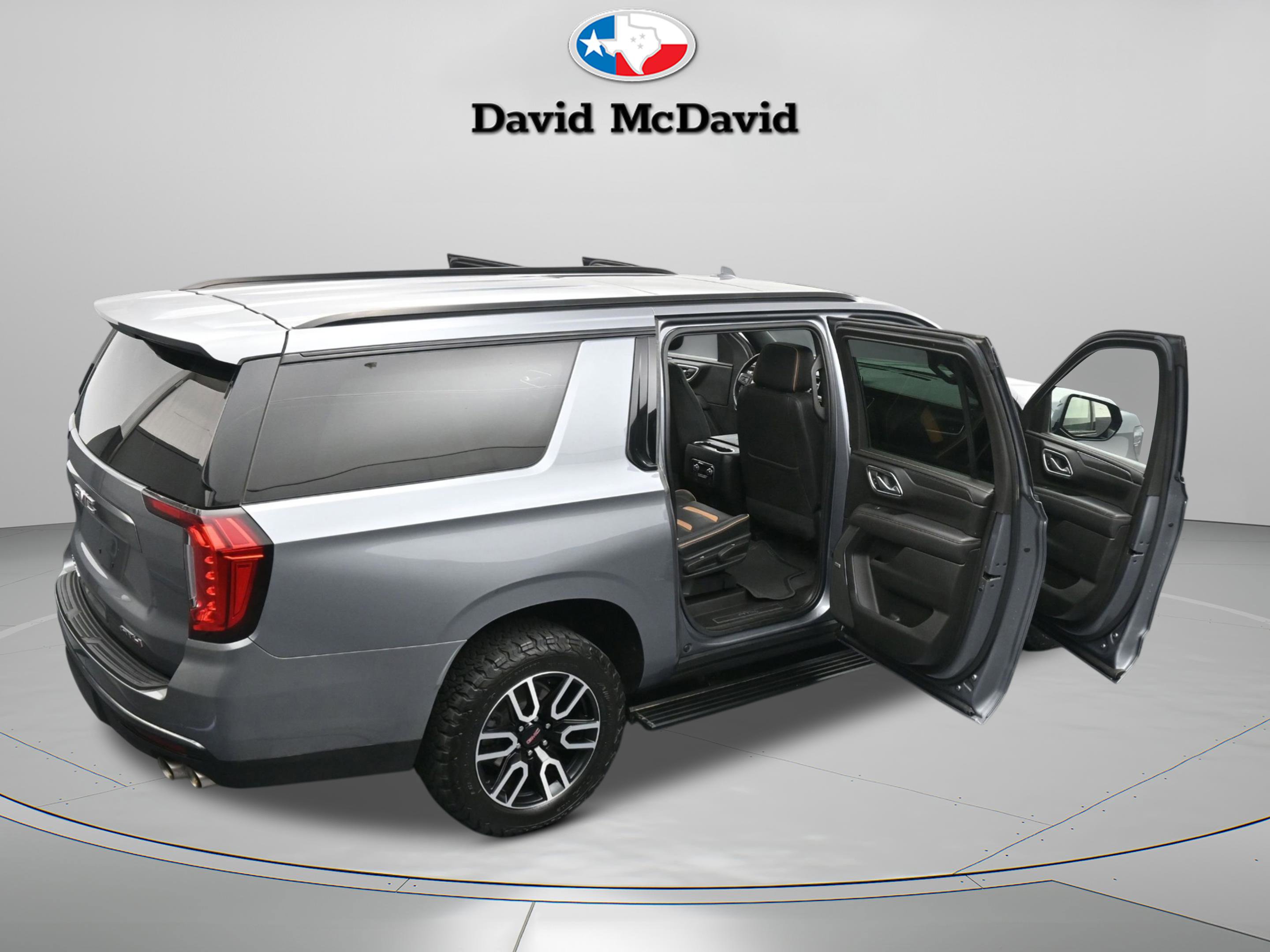 Used 2022 GMC Yukon XL AT4 image 19
