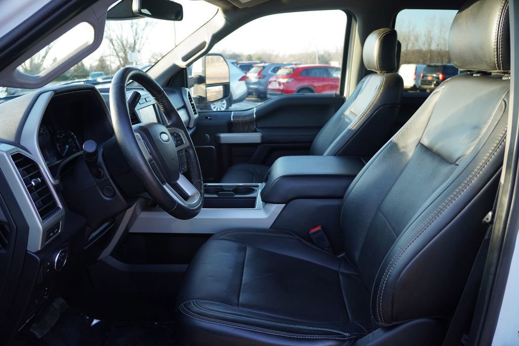 Certified 2019 Ford F350 Lariat w/ Lariat Ultimate Package image 16