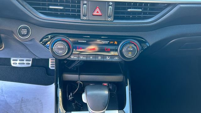 Used 2023 Kia Forte GT-Line w/ GT-Line Technology Package FWD image 21