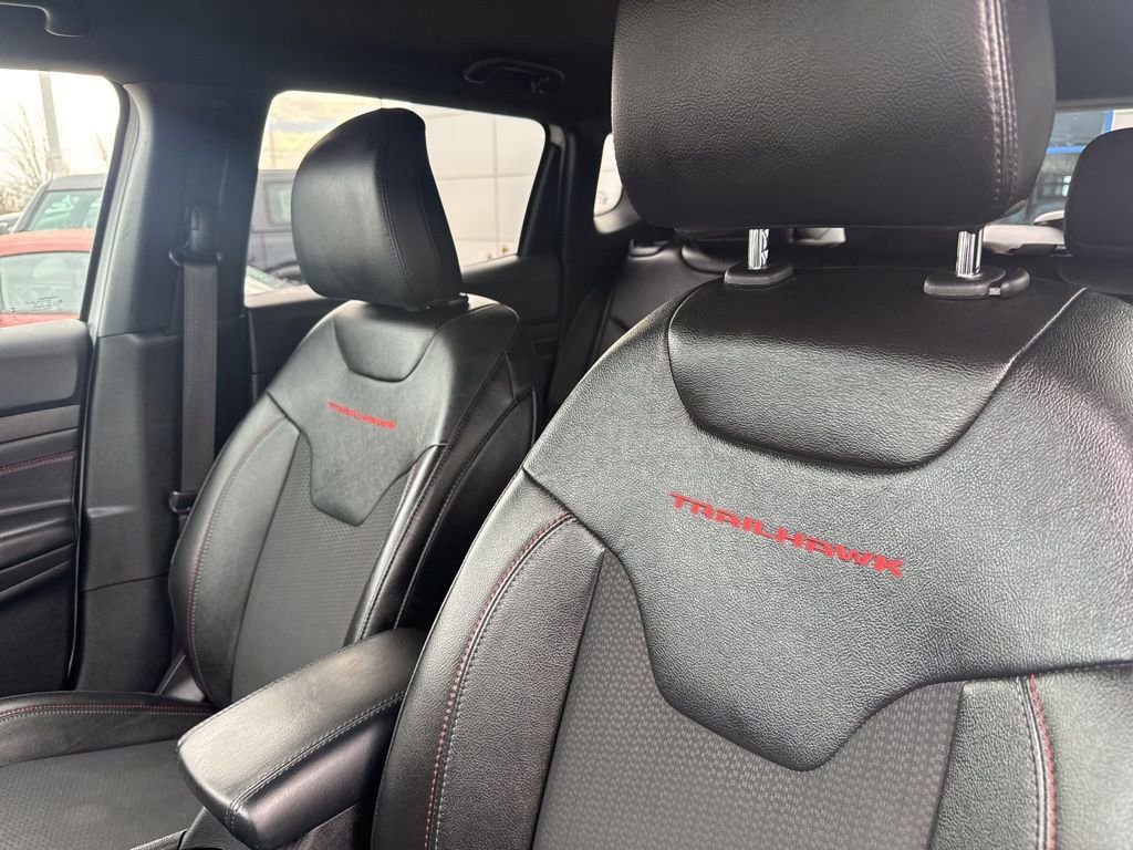 Used 2023 Jeep Compass Trailhawk w/ Trailhawk Convenience Group image 48