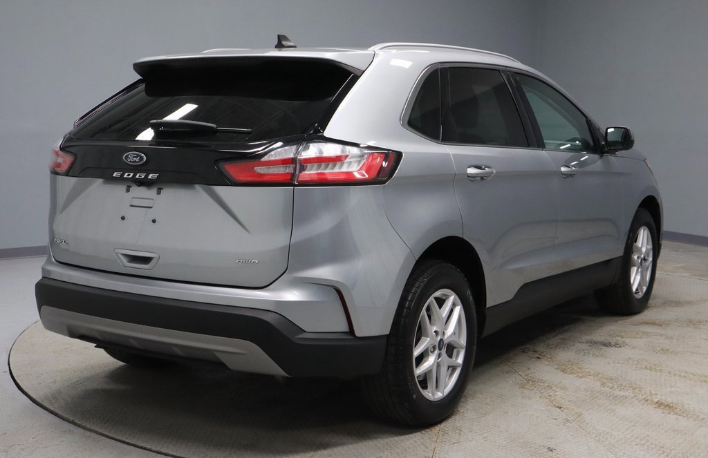 Certified 2023 Ford Edge SEL w/ Convenience Package image 5
