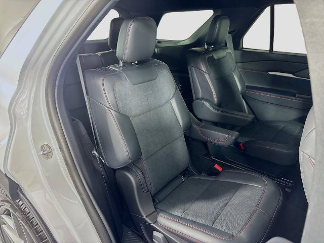 Certified 2026 Ford Explorer ST AWD/4WD image 30