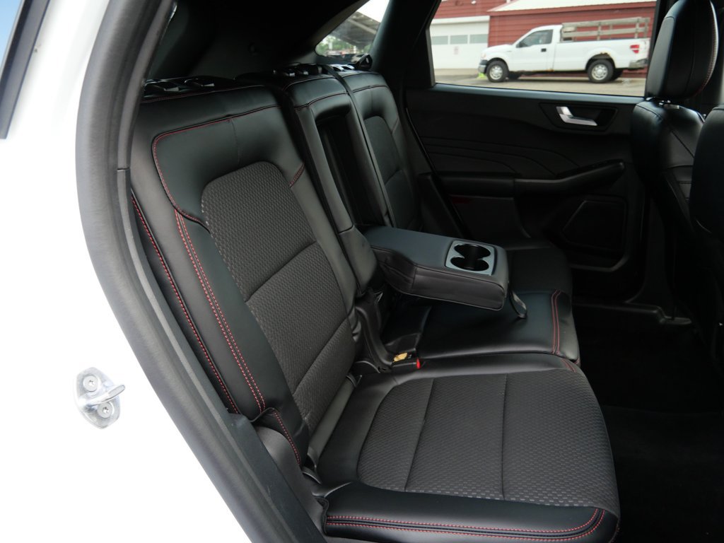 Certified 2023 Ford Escape ST-Line AWD/4WD image 14